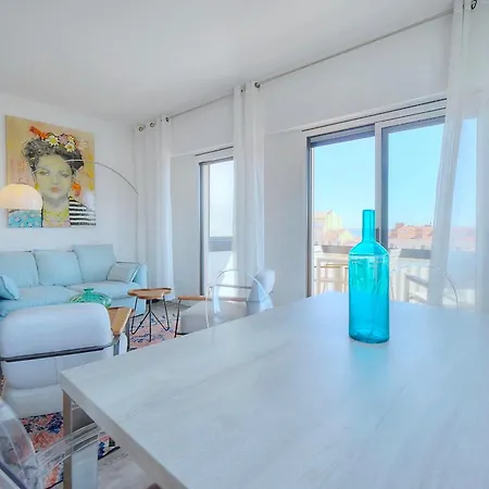 Downtown 2br With Ac & Terrace W Sea View - Benakey Cannes
